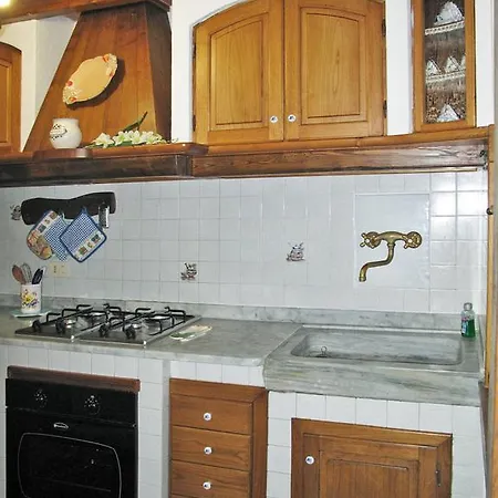 Holiday home Casa Gianneschi Ii